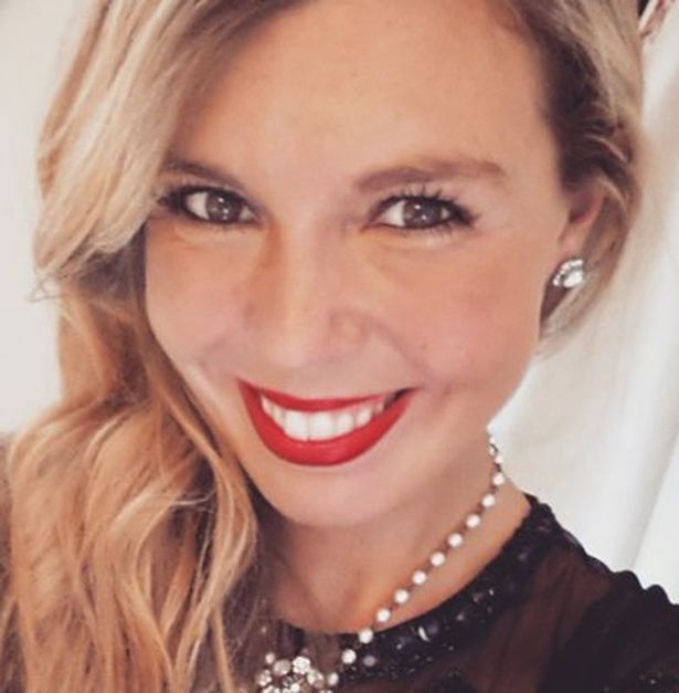 现任女友carrie symonds.