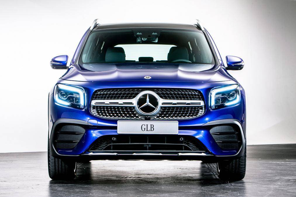 为什么说glb成最超值豪车?最独特奔驰7座suv,这次真买得起