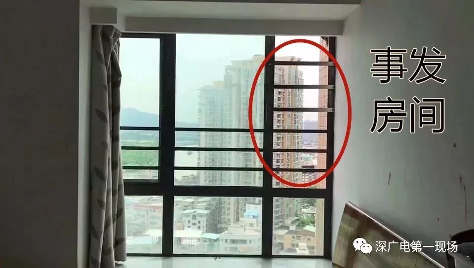 窗户从20楼坠落 租户已居住多年  在事发现场可以看见,20层住户的