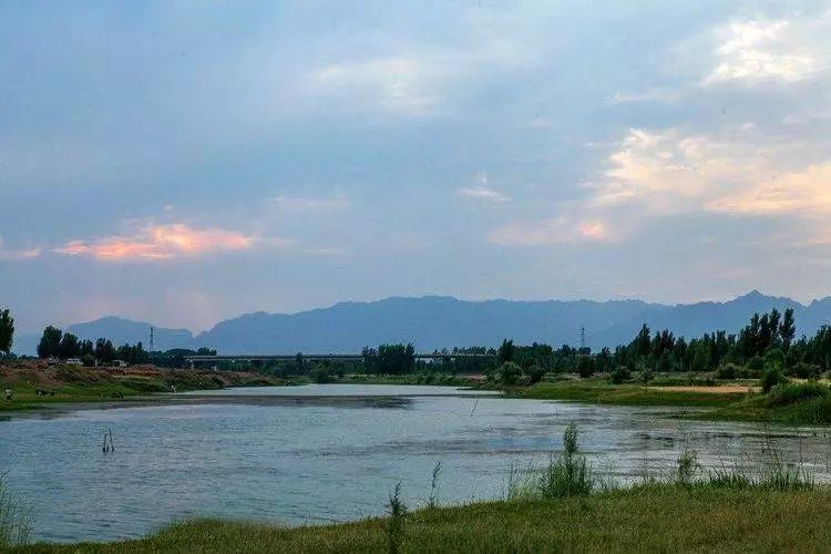 沁河,黄河一级支流发源于山西省沁源县西北太岳山东