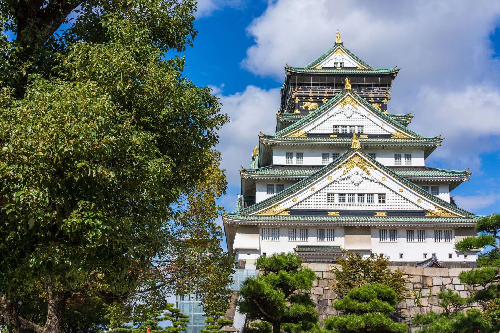 日本大阪的标志 这座古城建于400年前 现在成了旅游胜地 地方