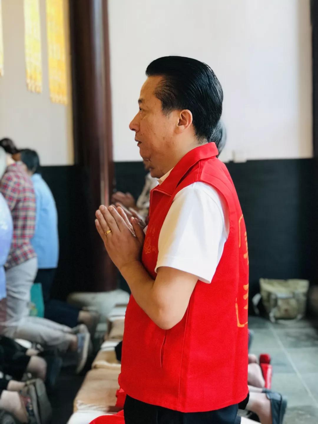苏州古观音寺举办伽蓝菩萨圣诞法会 住持界因法师法会现场领众共修_寺
