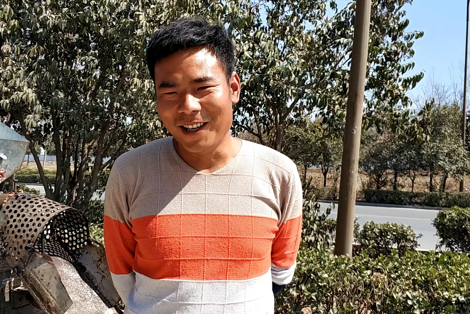 农村30岁小伙投资3000元做小生意一年稳赚8万元卖的啥小吃