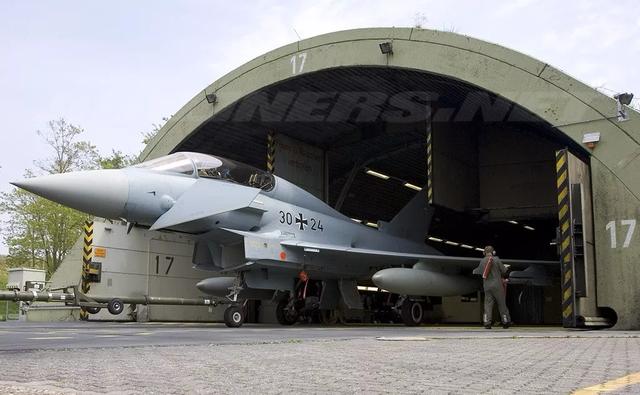 歼10加固机堡曝光厚度超过3米坚如磐石硬扛美军钻地炸弹