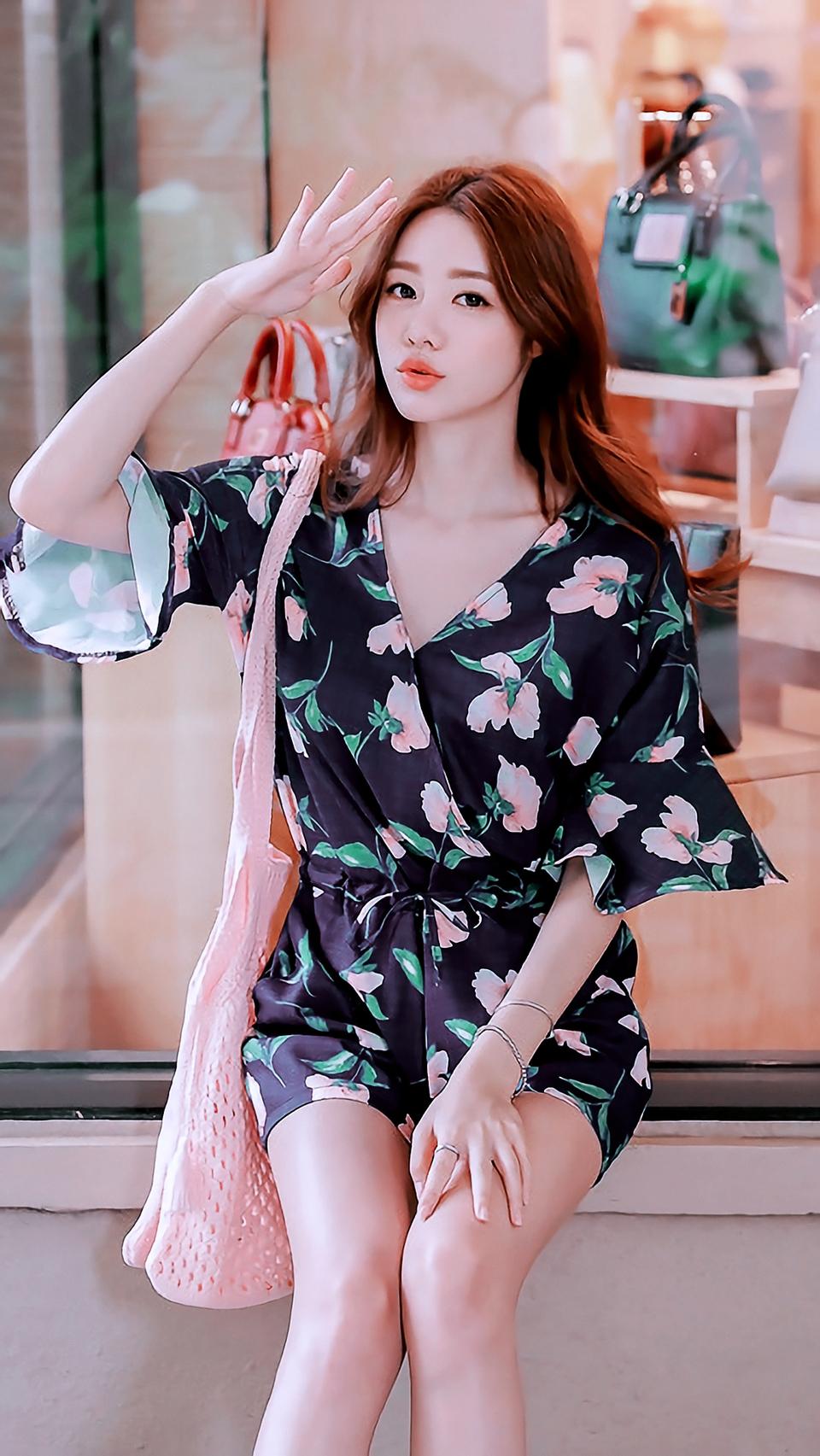 每日美女图鉴 | 人美腿更美vol.28