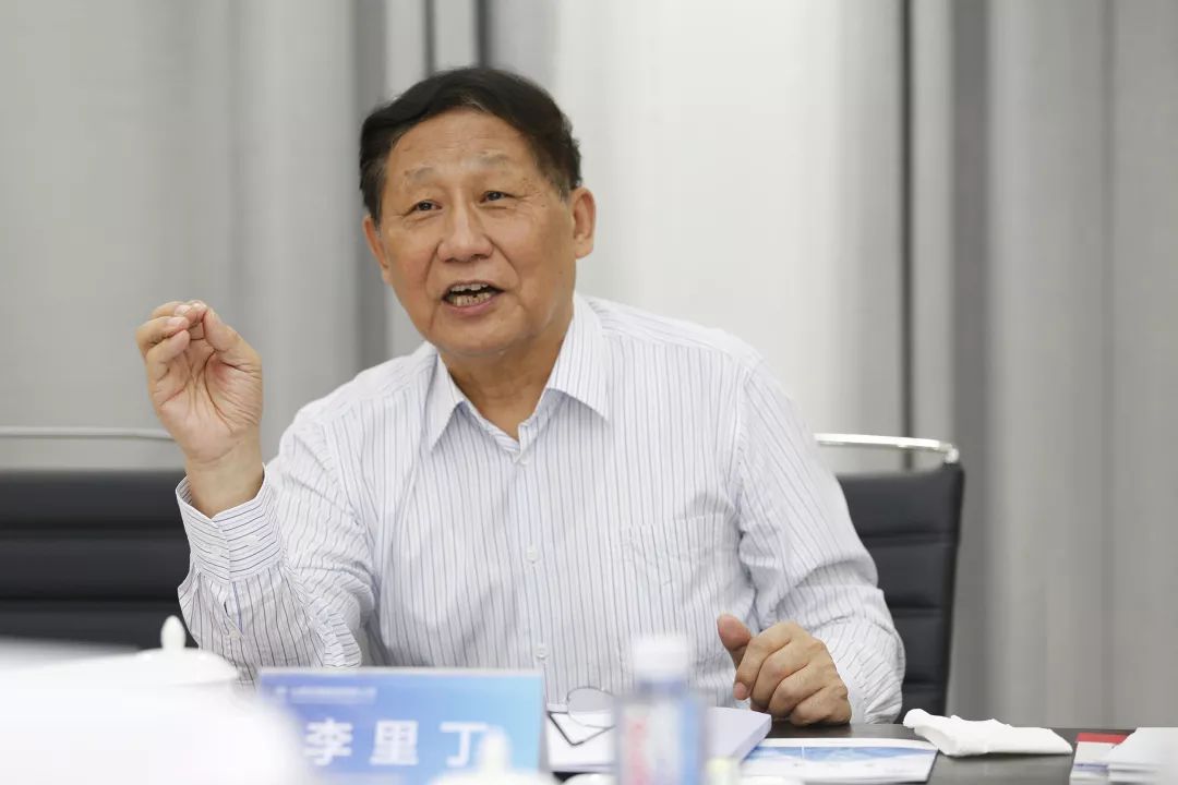 中国建筑业协会文化分会李里丁会长点赞集团家文化建设