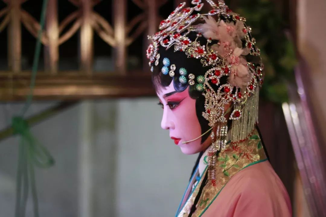 团长:翁七弟主办(婺剧音乐会)