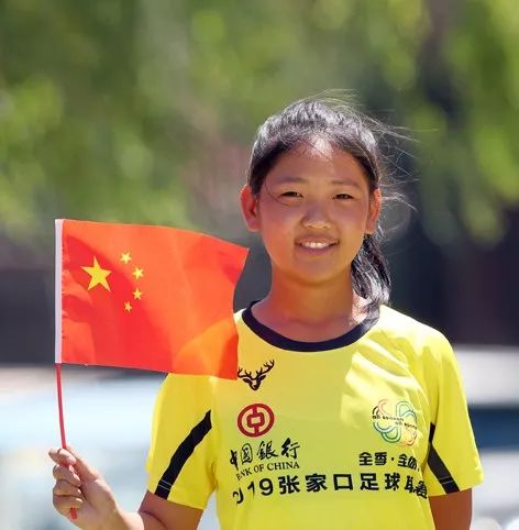 刘佳妮▲李晖▲梁金娜▲金奕凡赞吧来源:张家口市宣化第二中学摄影