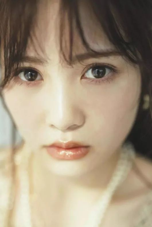 6位:太田梦莉(nmb48)1821票5位:堀未央奈(乃木坂46)1845票4位:铃木