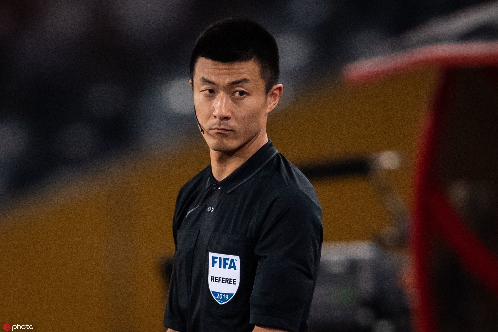 傅明时隔3个月重返中超赛场 担任比赛第四官员