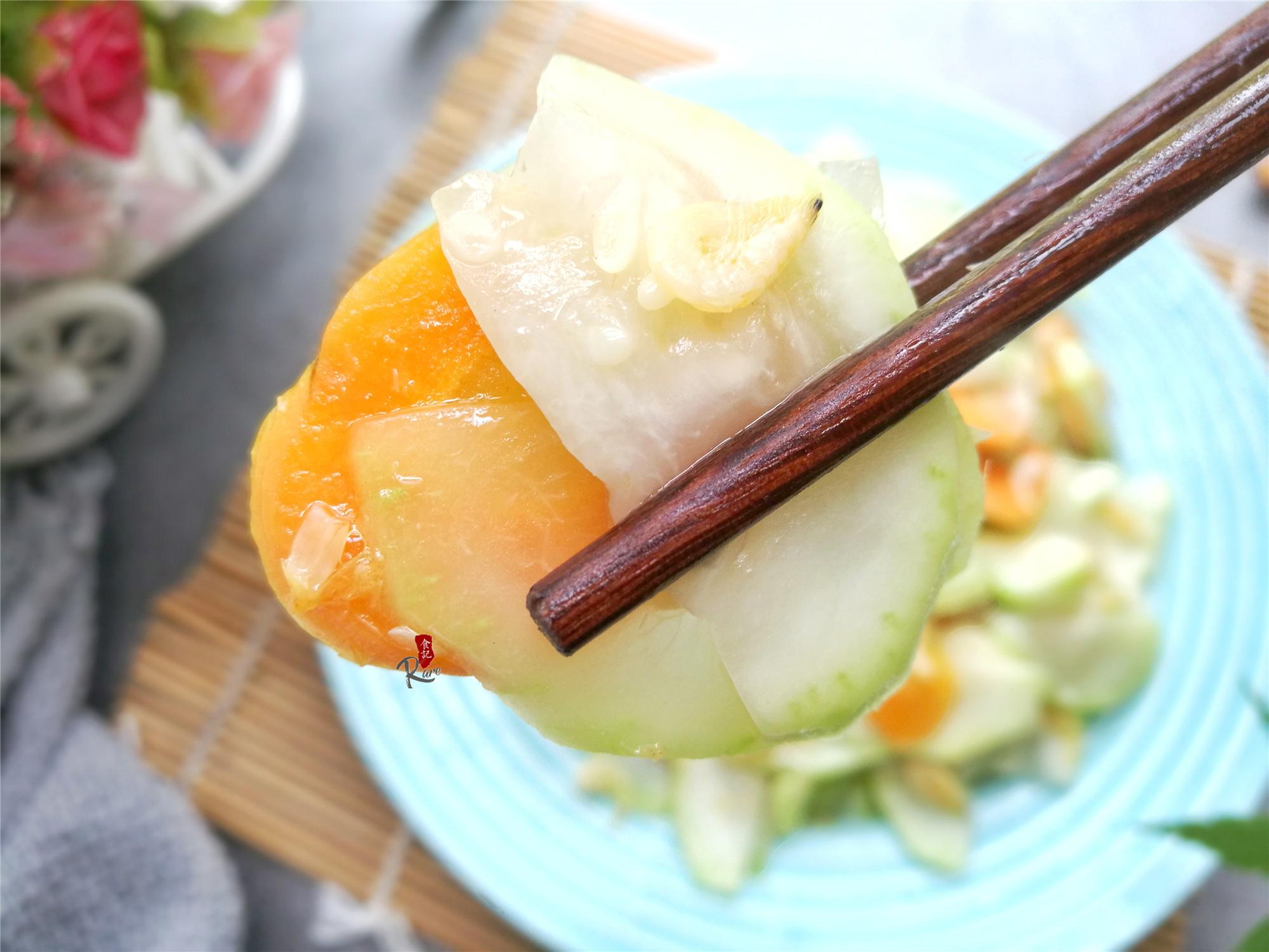 夏天厨房热,媳妇三天两头炒此菜,五分钟就上桌,清甜可口很下饭