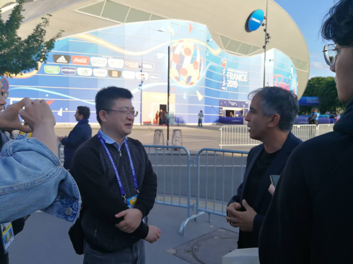 新华体谈前大连女足法国主帅中国女足比法国更有潜力需健全体系