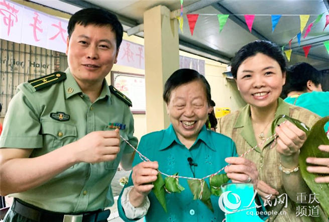 英雄母亲田妈妈有上百个儿女