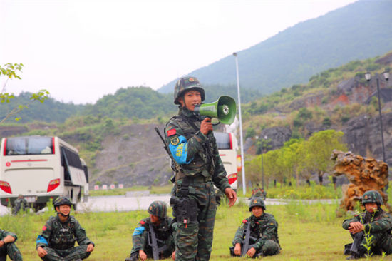 武警恩施支队魔鬼周来袭政治工作激发练兵斗志