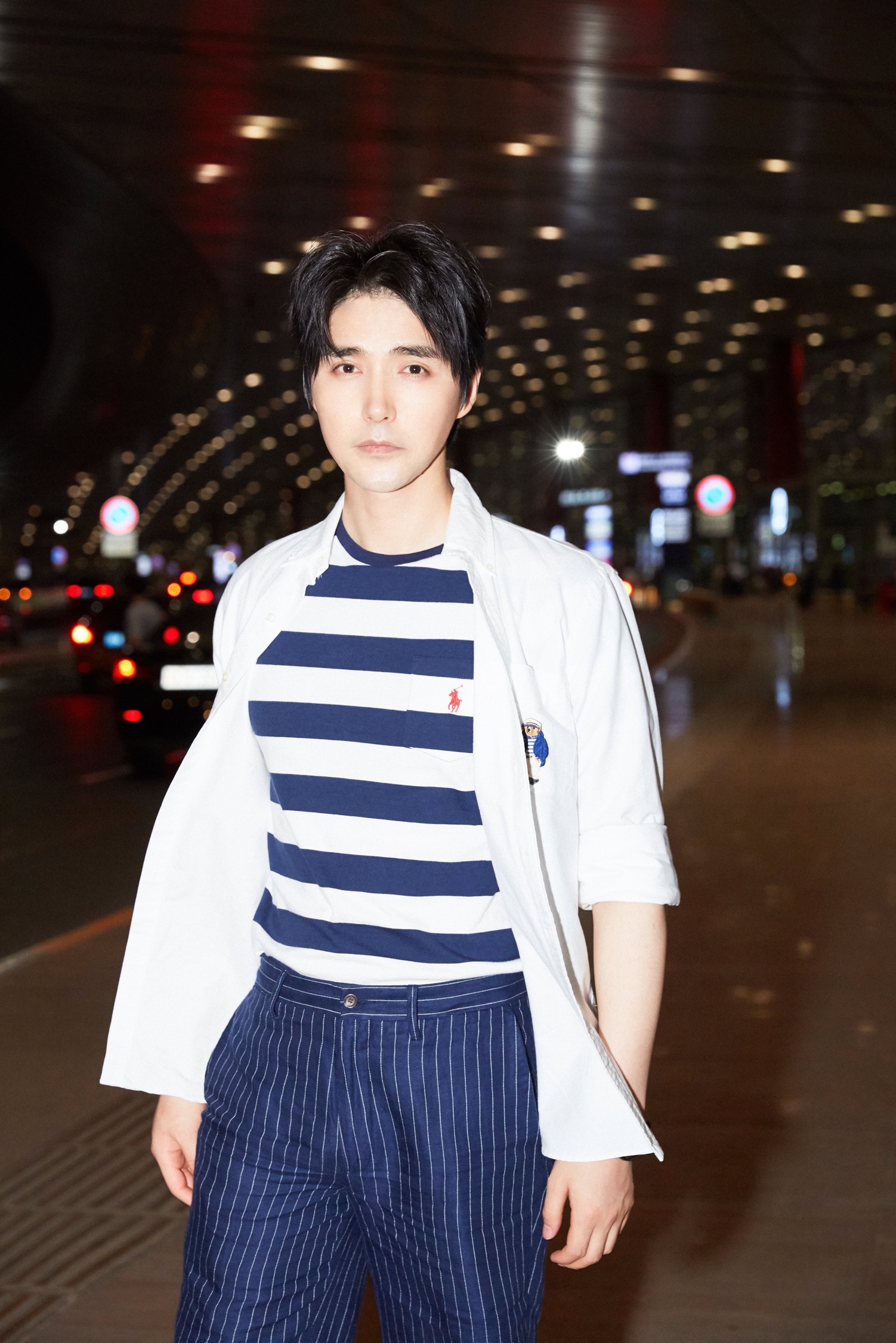 音乐剧演员阿云嘎受邀出席 ralph lauren purple label 2020 春季系列