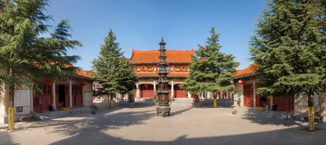 免费陕西隔壁这座名山烟笼雾锁如缥缈仙境西安出发3h可达