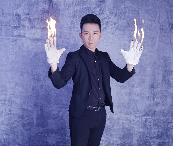 预言小王子——新青年魔术师李宇航