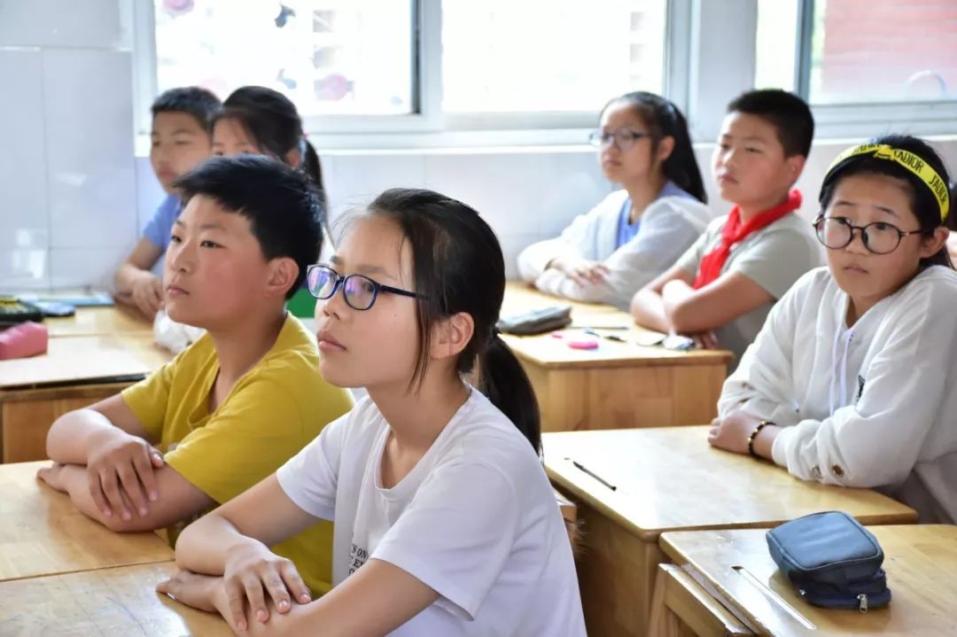 南通教育父亲节南通市文亮小学举办父亲节毕业活动