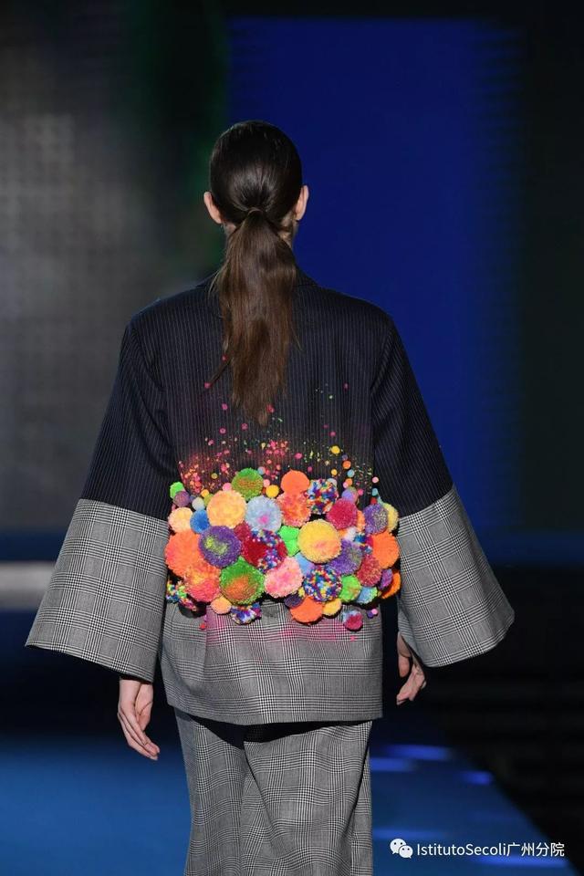 意大利卡罗世纪服装学院2019年毕业大秀米兰上演