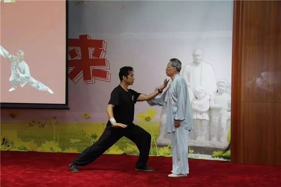 益寿延年不老春九旬太极名家丁水德先生公益授课技惊四座