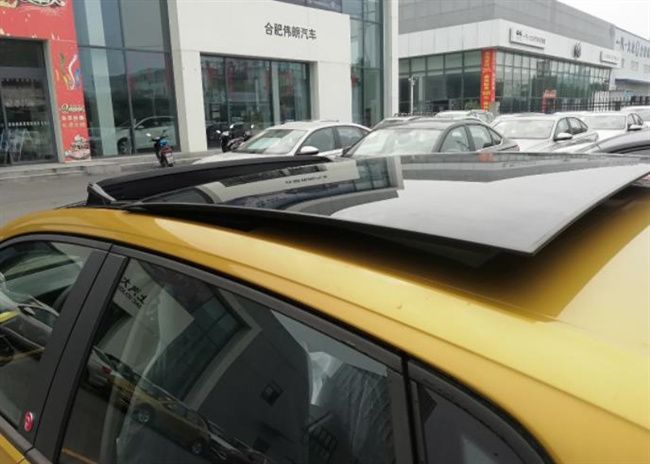 19款大众polo到店尺寸超飞度国六动力全系全景天窗