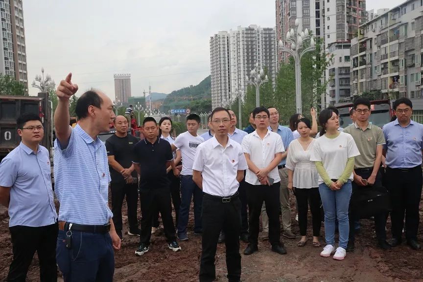 达川区委组织部过在重大项目建设现场的党员活动日