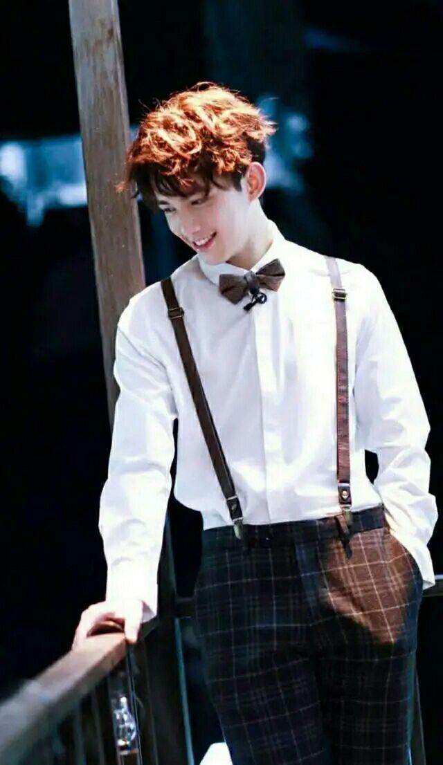 男明星穿了背带裤有多减龄看了他们你就知道