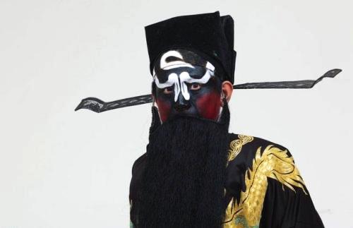 呸多少人不孝老人只想分家产拜金荣四平调小包公