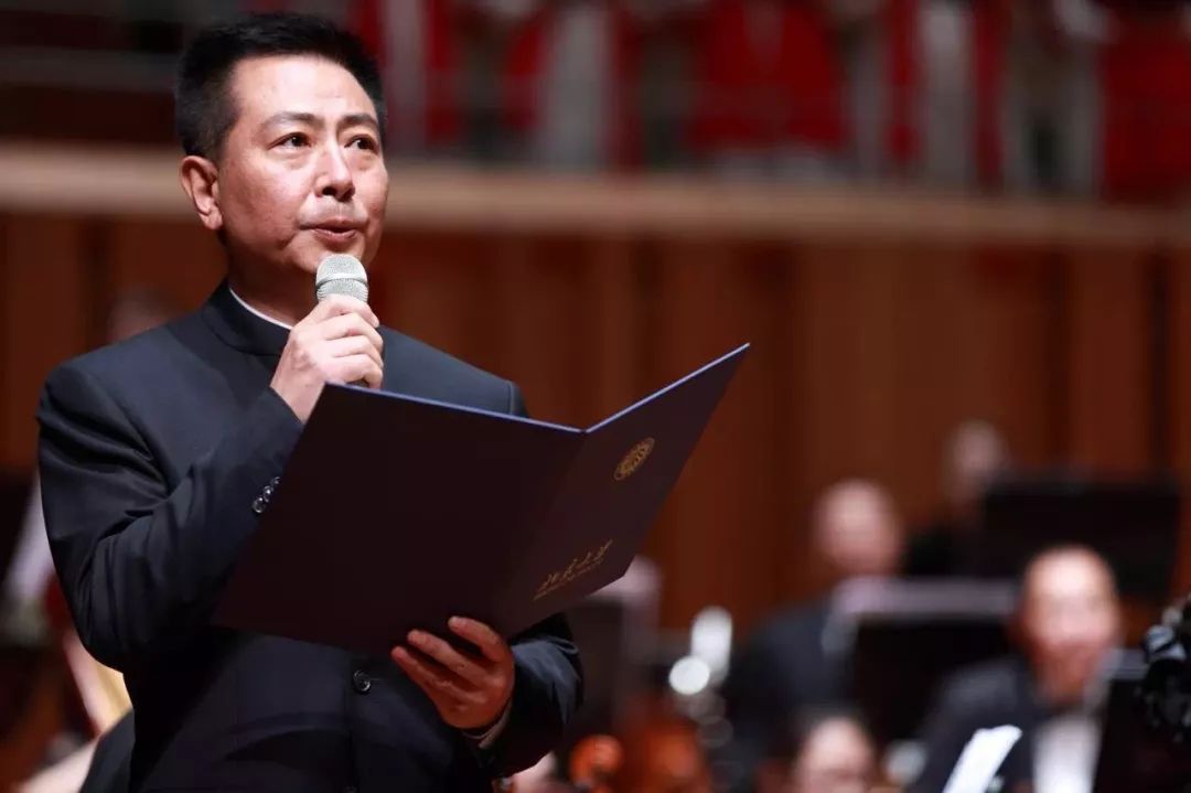 生命的化妆央视主持人任志宏做客朗读