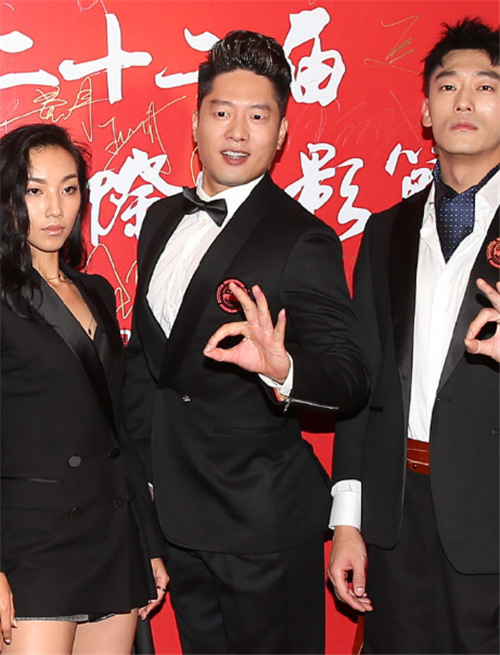 凌潇肃应该是杨丽萍的关门弟子吧