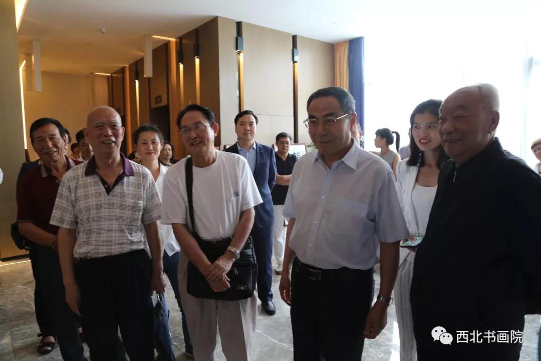 参加会议企业家:邓西生,杨兰芳,王 薇,邹 青,高立君,鲁晓鹏,赵福养