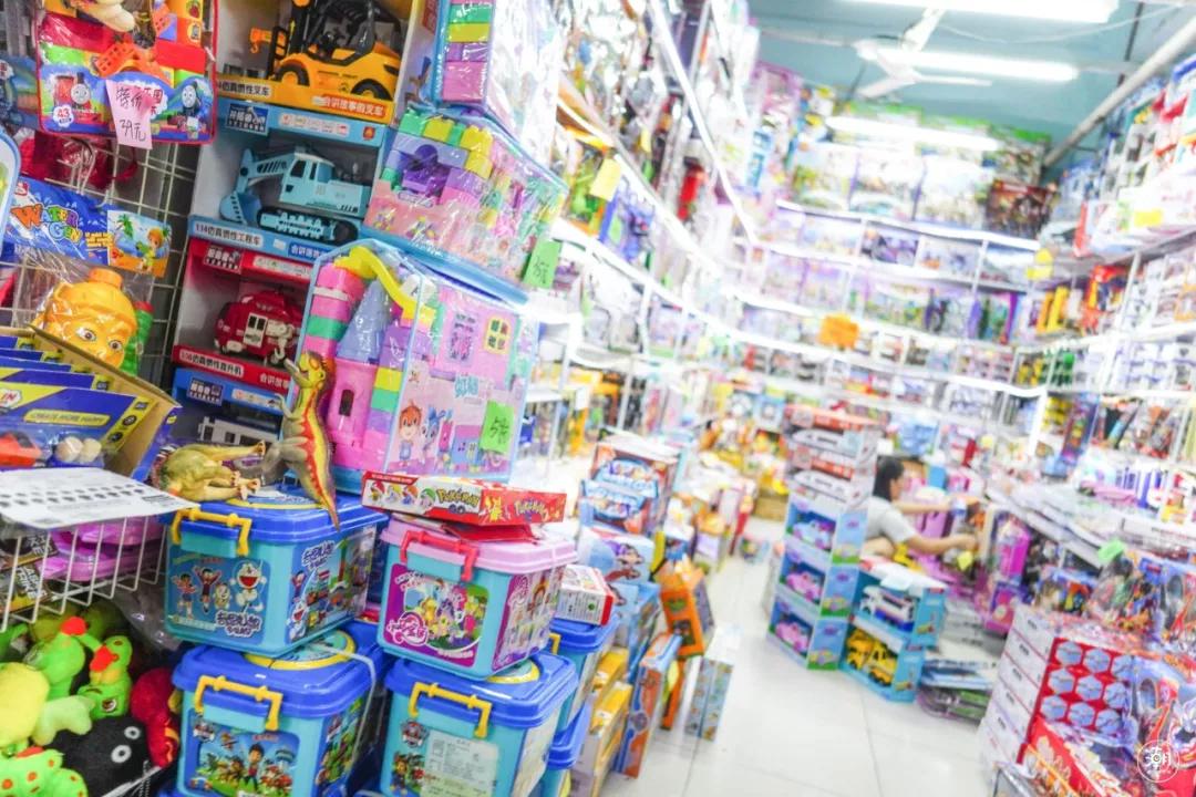 全国最大的玩具批发市场,澄海玩具批发市场这个地方装满你的童年回忆!