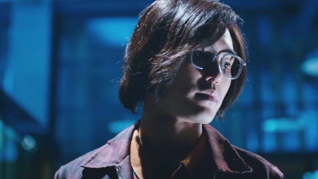 心理罪江亚回店里查看发现妻子已经被接走