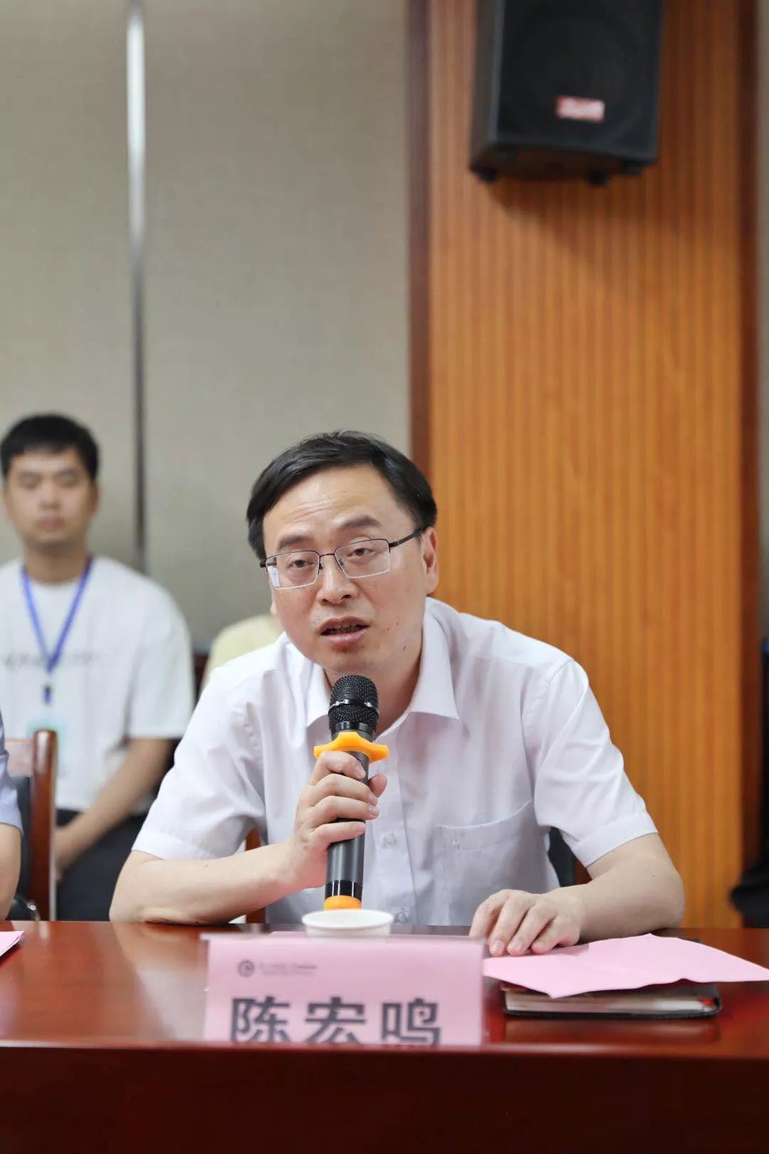 温州市卫健委党委书记陈宏鸣代表市卫健委作了讲话.