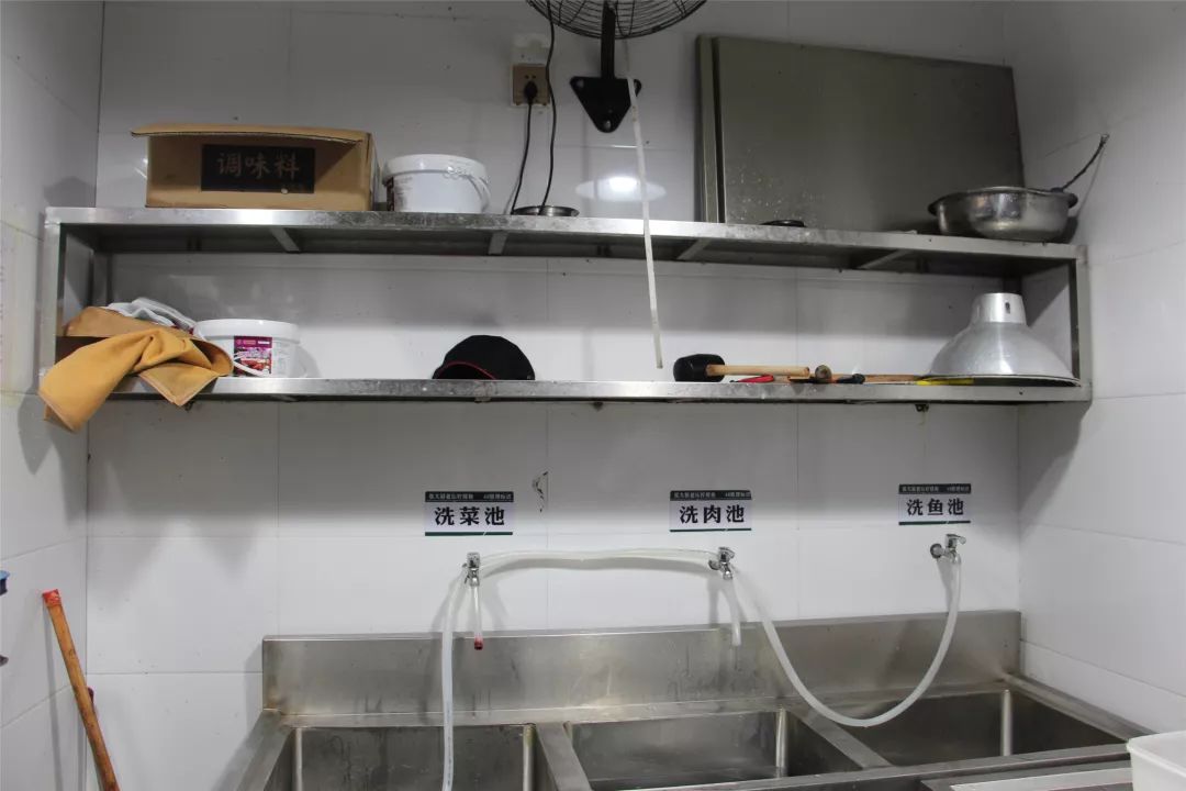 人民广场6家餐饮店后厨揭秘!快来看