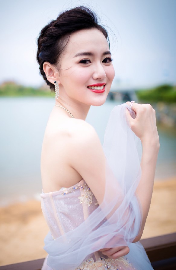 张鲁一燃情大地将播邓伦角色反差巨大女主让人意想不到