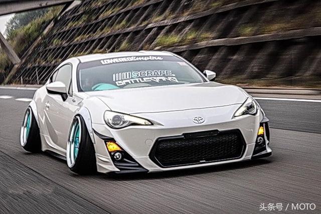 极度夸张的低趴美学,丰田86海拉风改装车