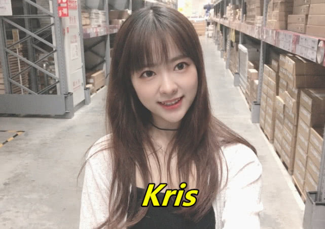 比we比赛还菜的解说一笔姐kris被喷道歉先从没口误做起