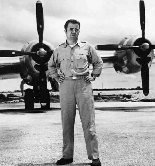 15万日本人因他丧生,战后要求其道歉,他只说了一句话:不曾后悔_保罗