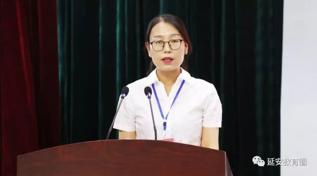 教学副校长姜华作了有关规章制度修订的说明.