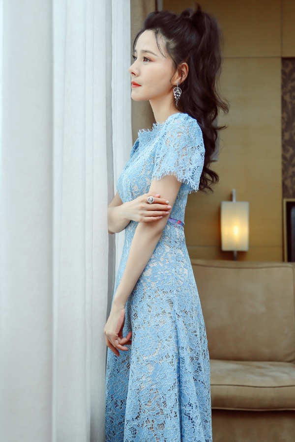 攀登者首揭全阵容国际艾美奖影后何琳惊喜回归