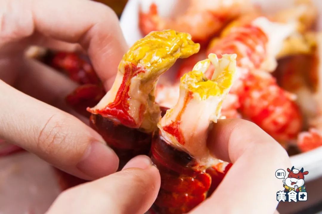 被骂出名的小龙虾店越骂人越多