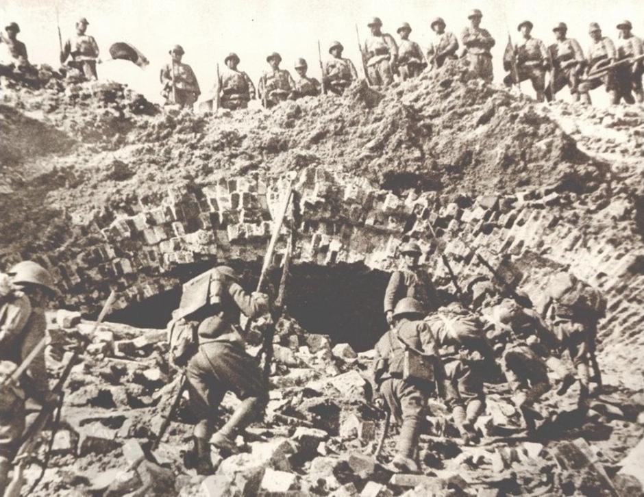 1937年12月南京保卫战唐生智到底有没有不战而逃