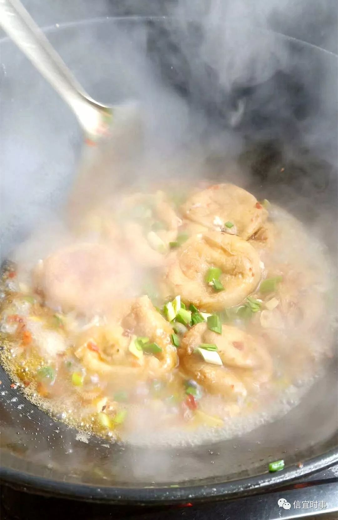 信宜美食豆炸入口就外酥内嫩风味相当独特