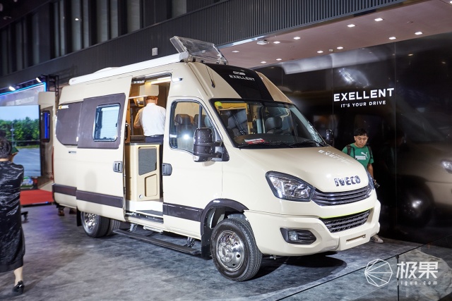 新东西设计感满满景宴栖599房车发布细节多到可怕