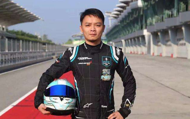 花几千万买台跑车,刚开500公里父亲生意就输几十亿,被迫5折卖掉_蒋鑫