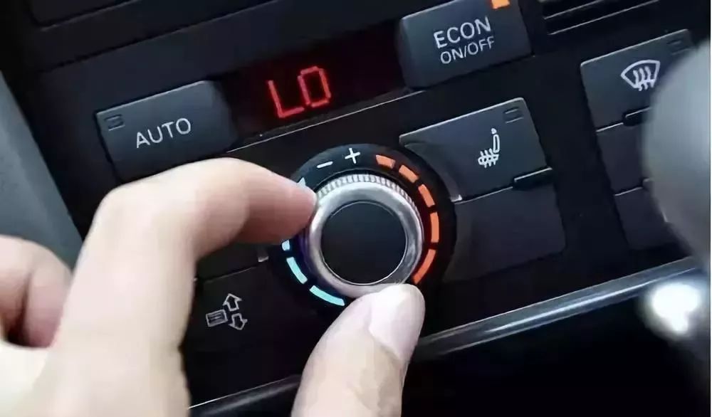 停车后先熄火还是关空调?做错了后果很严重. 云梦司机必看!