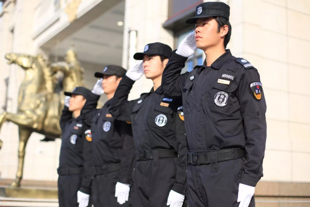 保安队伍,物业服务,社区文化20余年800余楼盘品质积累金碧物业(示意图