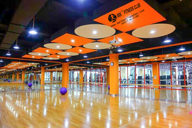 麦肯健身健身房管理如何处理与会员的冲突