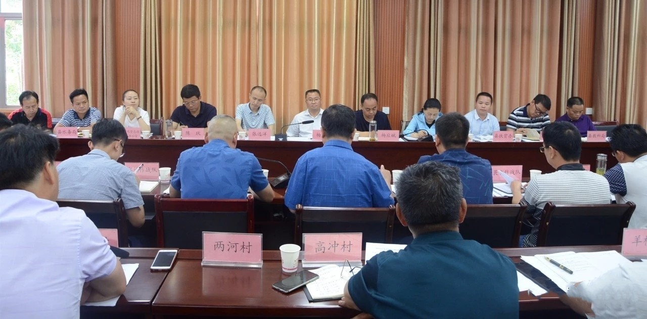 岑巩县委书记杨伟到羊桥战区调研指导脱贫攻坚工作